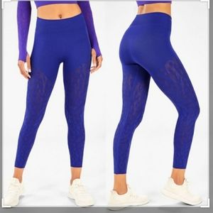 Fabletics Agility Leggings "Kelly Rowland"